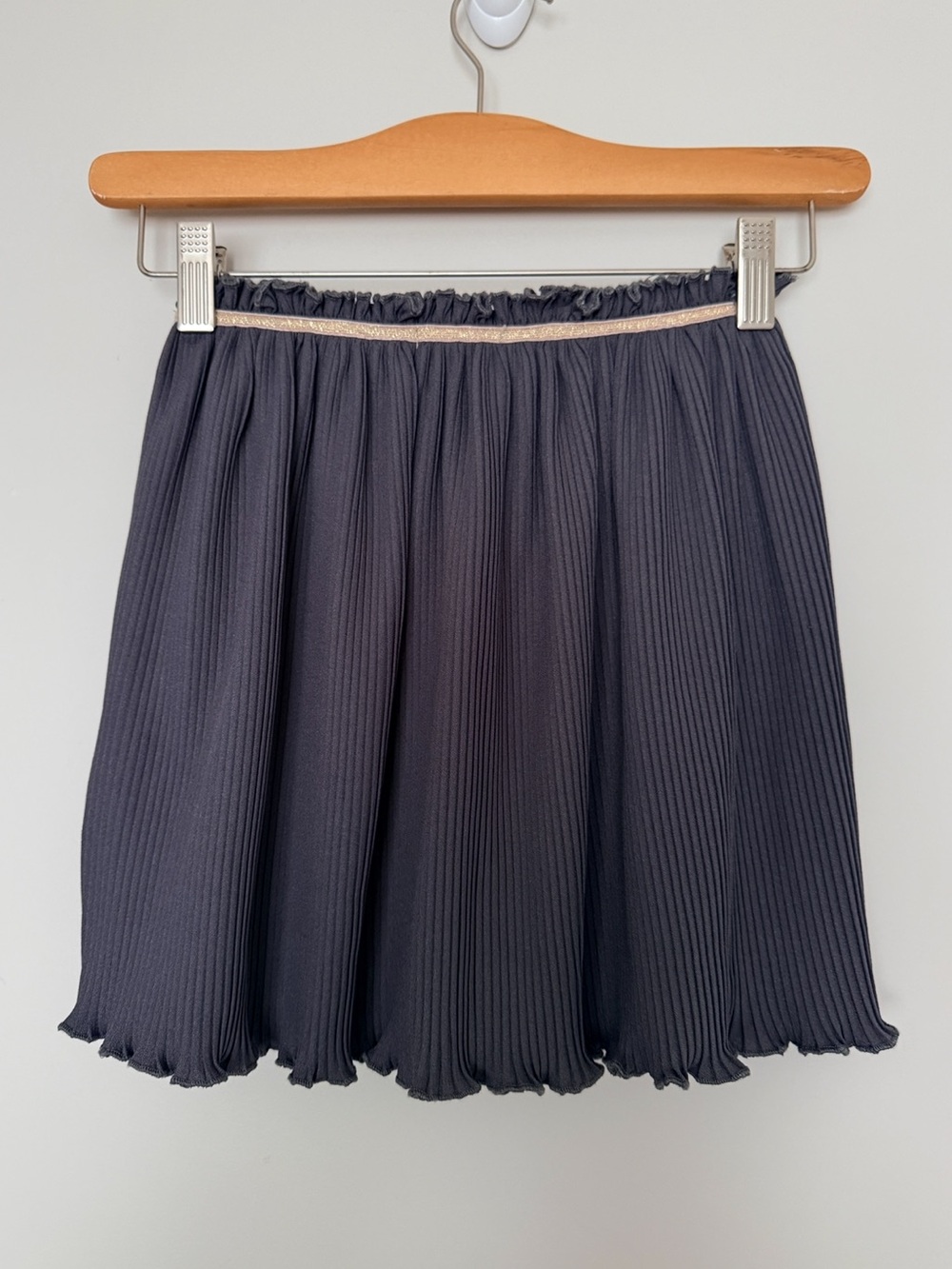Lulabee Girls Pleated Skirt with Gold Waist Trim size 7